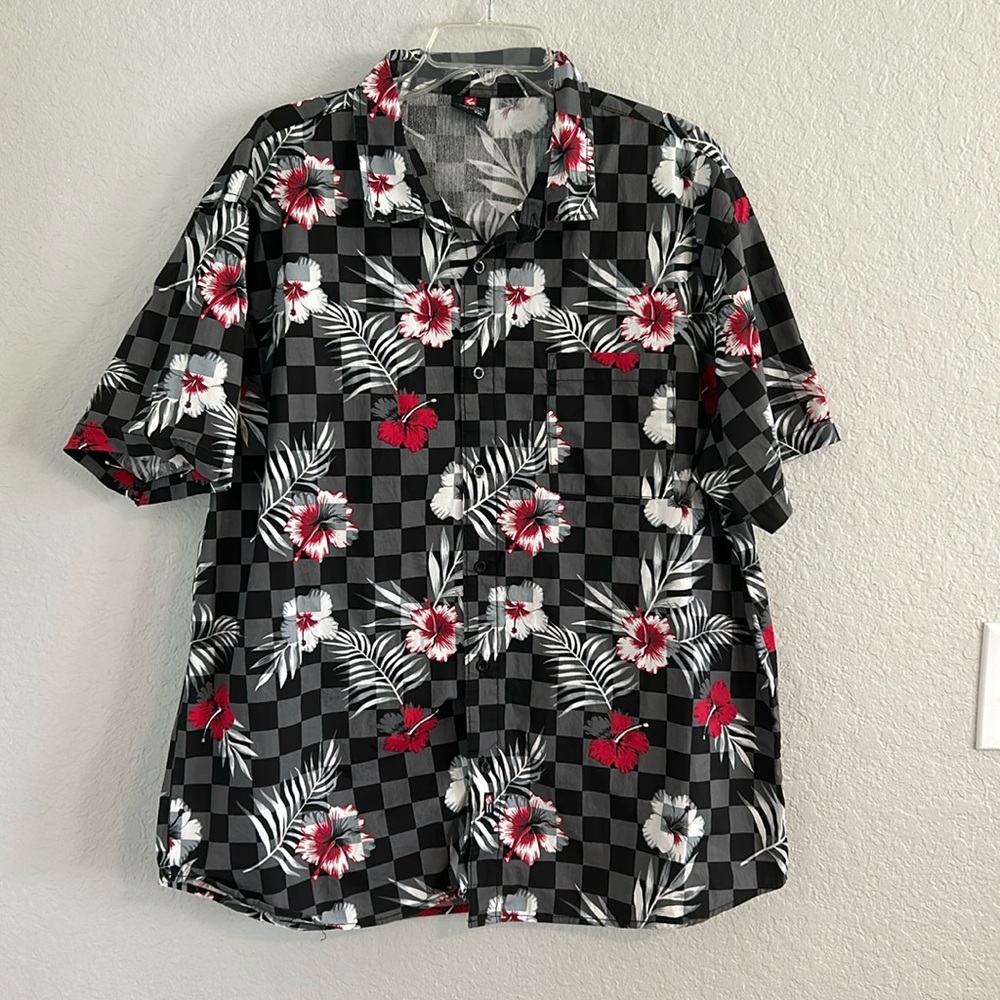 Men’s Tropical Button Down - image 1